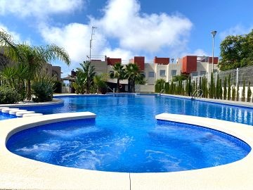Magnifico apartamento de planta alta LA ISLA - Torrevieja